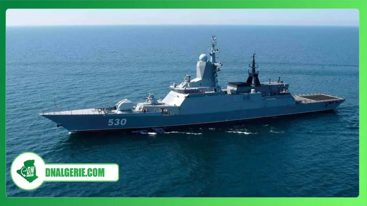 Montage : corvette russe en mer-cadre et logo de dnalgerie