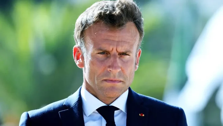 Algériens Macron