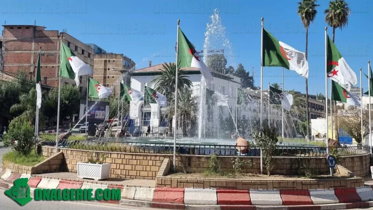 touriste Algérie bouche bée