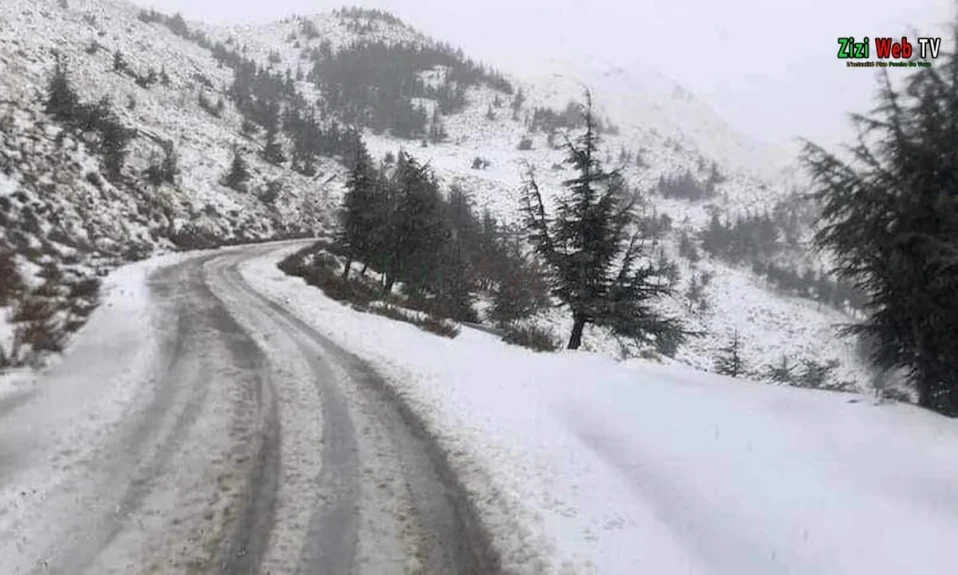 Voyage en Algérie neige