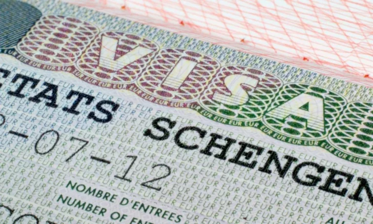 Visa Schengen mesure drastique visas de travail Trafic de visas en Algérie