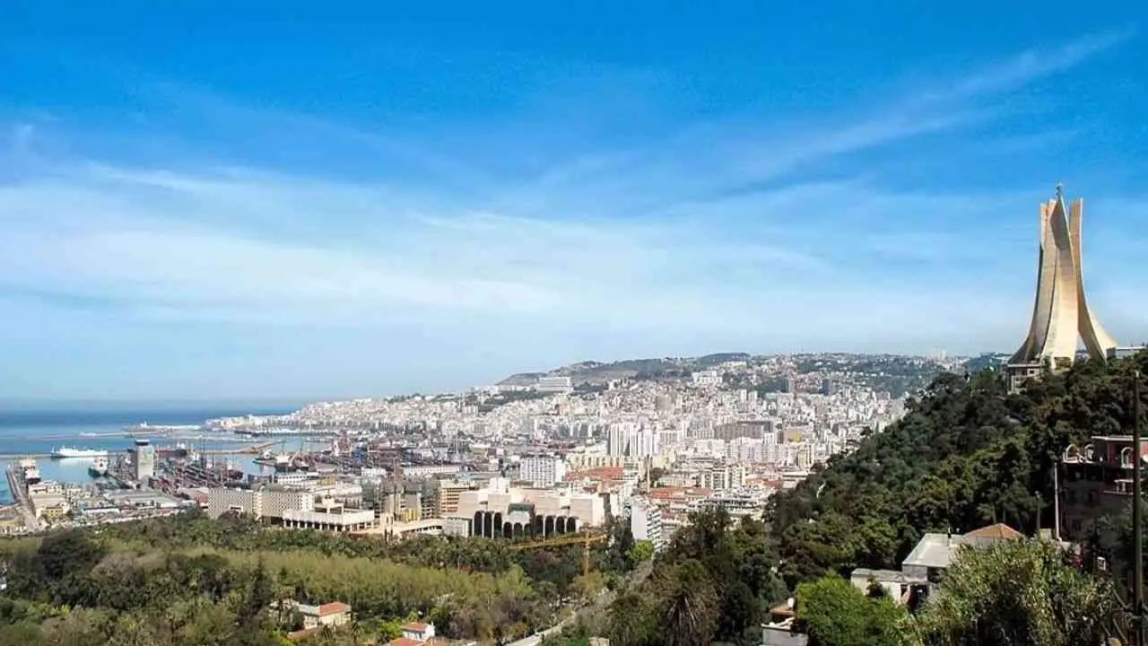 Alger Algérie touriste portugais voyage émigrés Alger