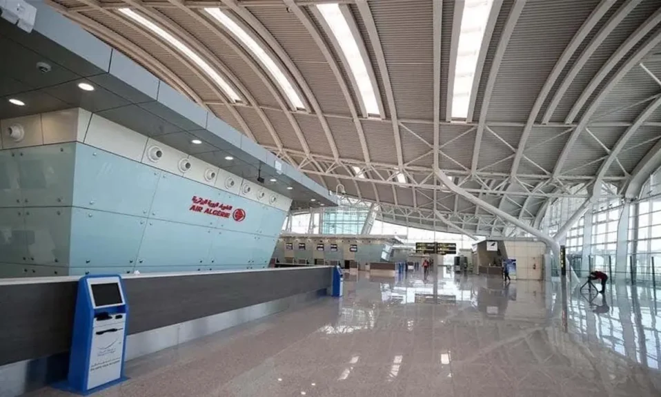 Aéroport international Alger surprise