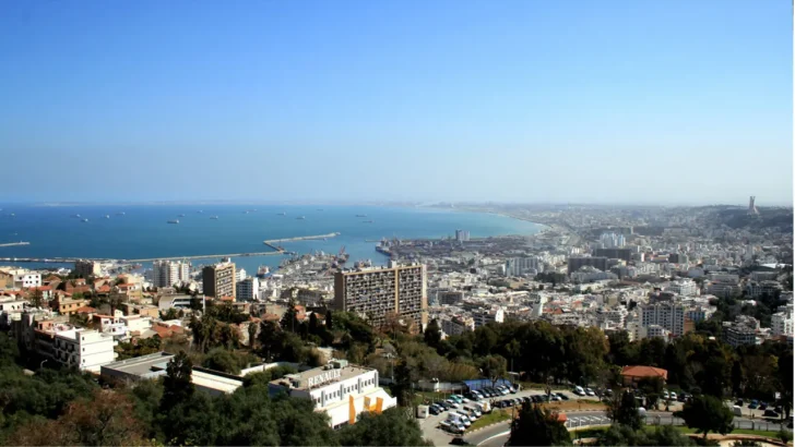 Voyage Algérie touriste voyageurs Alger TSGP Algériens Bonifiche Ferraresi Ramadan 2025