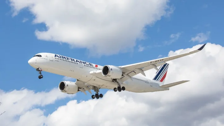 Air France odeur suspecte