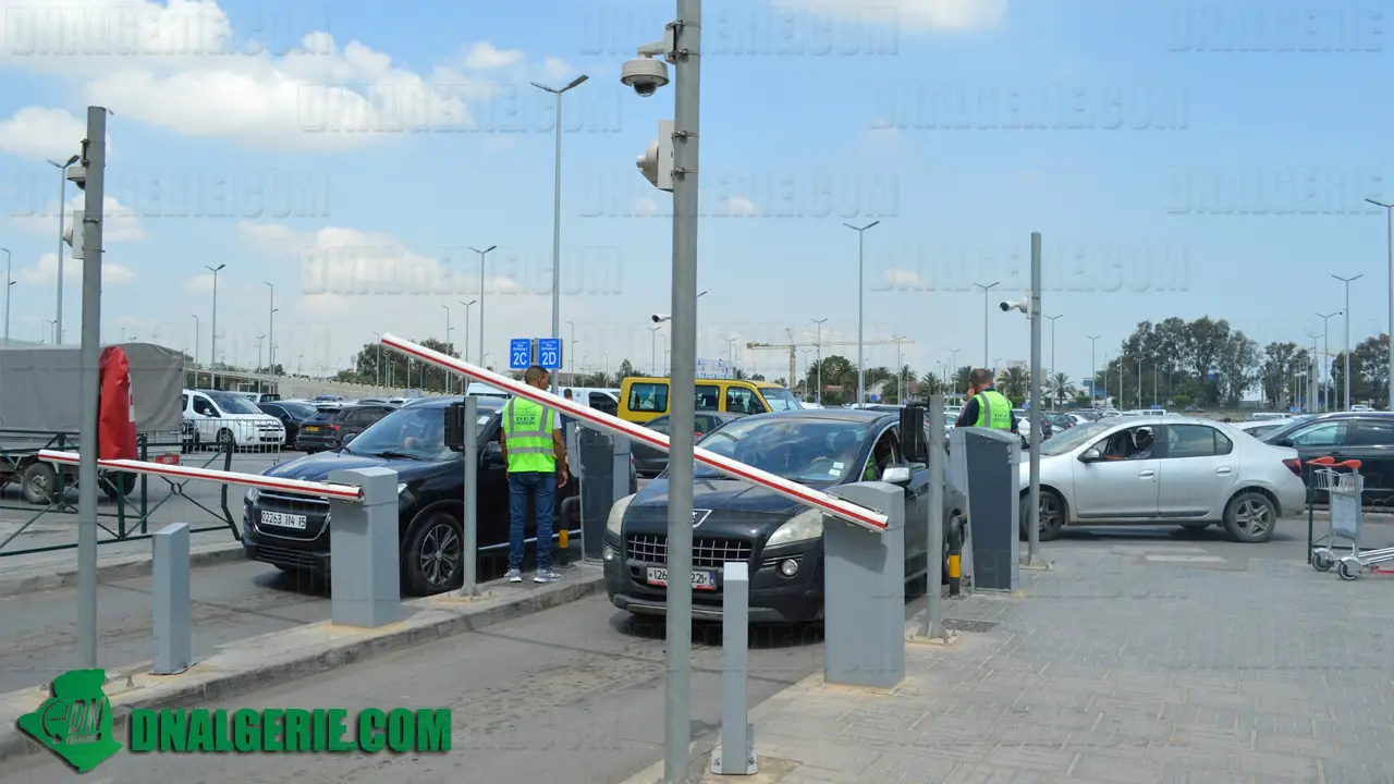 Parking aéroport international Alger