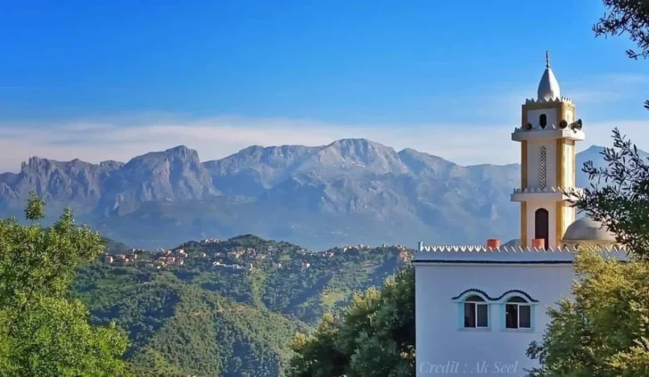 Voyageur français Kabylie hébergement touristes Algérie Tizi Ouzou