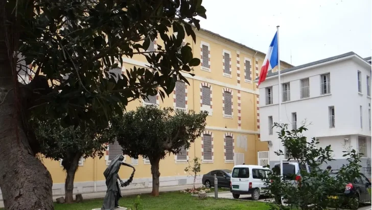 Consulat général de France à Alger