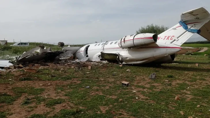 Algérie : un avion renversé par de violents vents