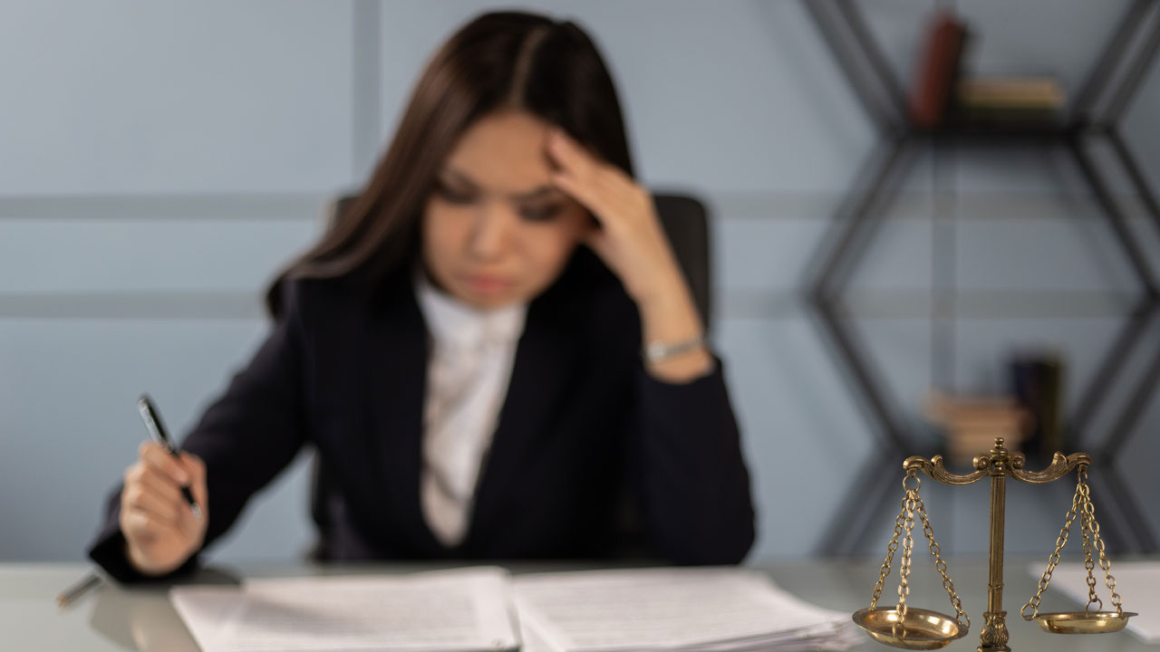 Algériens France avocate