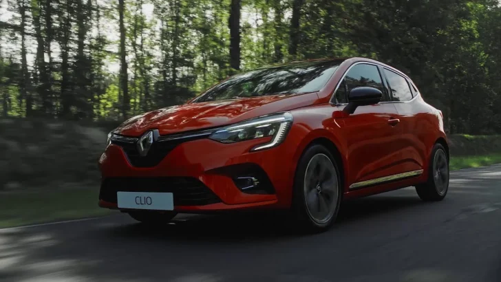 France – Algérie : « une Clio 5 demandée comme dot », la toile s’enflamme